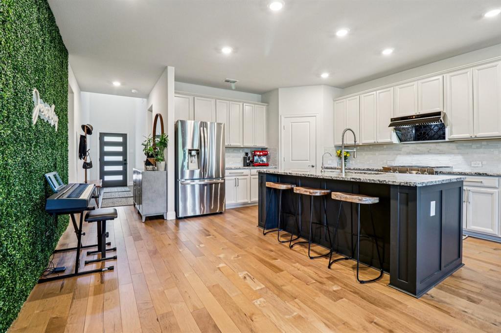 2533 Real Quiet Drive