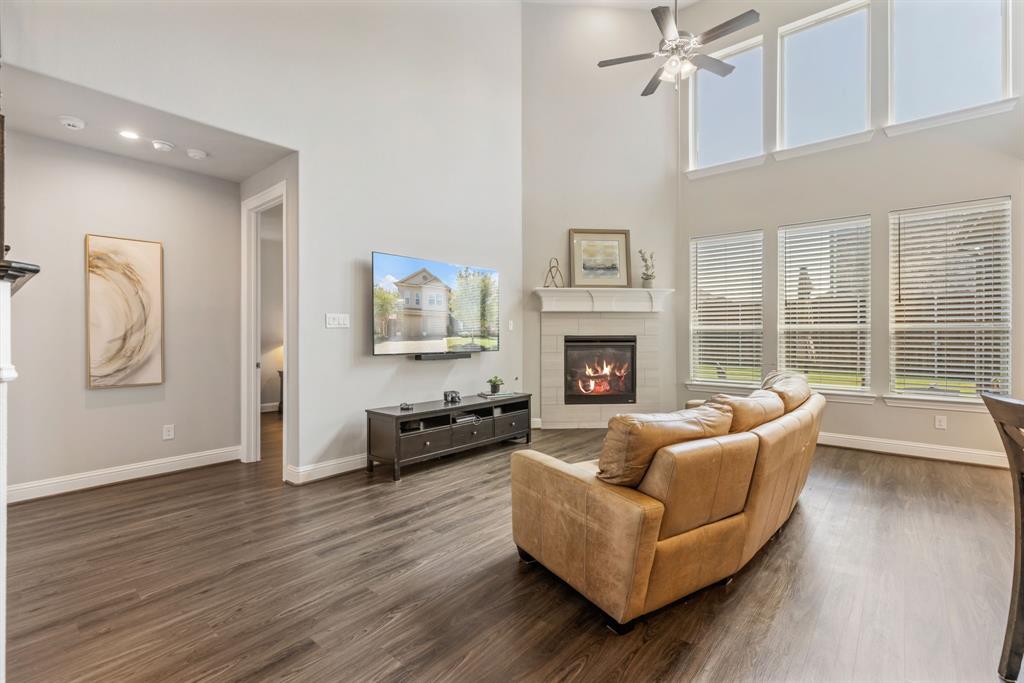 Lake Forest Ph Ia - Residential