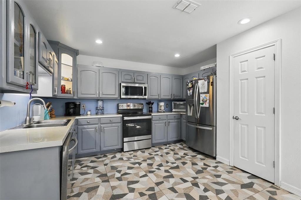 Blanton Elijah - Residential