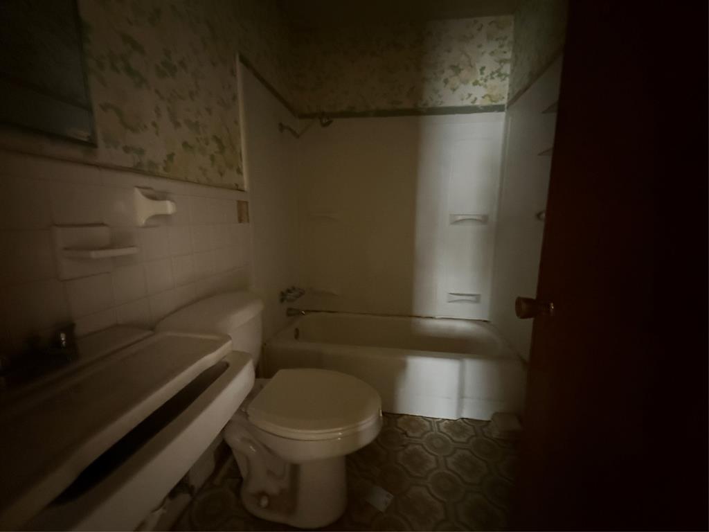 Oakridge Terrace - Residential