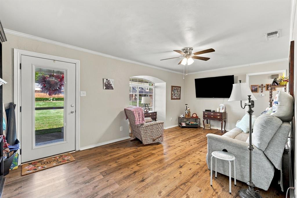 114 Brookshear Drive
