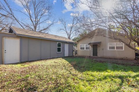 A home in Cleburne