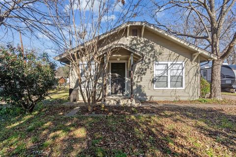 A home in Cleburne