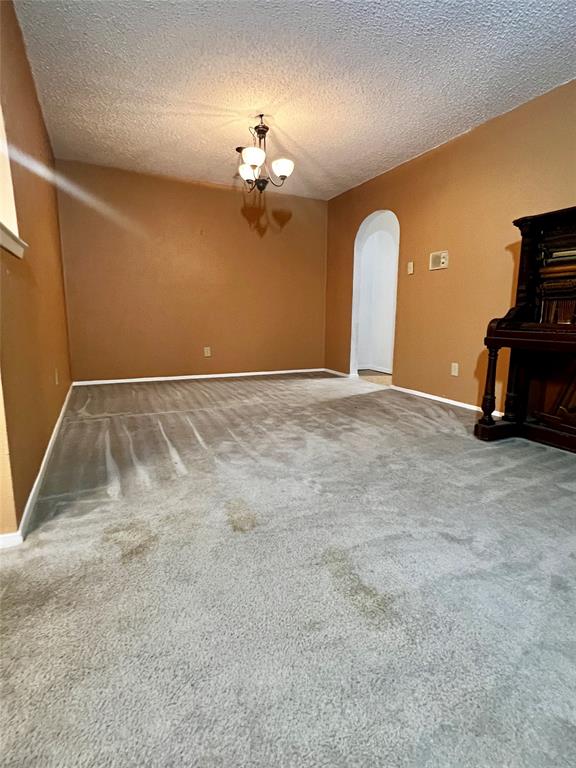 5309 Holly Trail