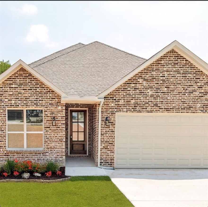 Welcome home to this Energy Star–certified residence in the sought-after lakeside community of Runaway Bay, where boating lake life perfectly blends with everyday city conveniences. Situated on approximately .5 acre in a quiet cul-de-sac, this well-maintained home offers comfort, functionality, and peace of mind.
Inside, you’ll find a thoughtfully designed layout with inviting living spaces, a functional kitchen, and comfortable bedrooms ideal for full-time living or weekend getaways. A standout feature is the hard-wired whole-home generator, providing dependable backup power during outages—an exceptional upgrade for added security and confidence.
Enjoy outdoor living with a spacious yard ideal for relaxing or entertaining. Residents also enjoy access to incredible community amenities, including the Quitcherbichin RV & Cabin Resort, clubhouse with fitness facilities, golf, and dining options. Just minutes from Lake Bridgeport, boat access, and recreation, this home offers the perfect balance of lakeside lifestyle and modern convenience.
Whether you’re looking for a primary residence or a second-home retreat, this property delivers location, efficiency, and lifestyle—don’t miss this opportunity to make Runaway Bay your home.