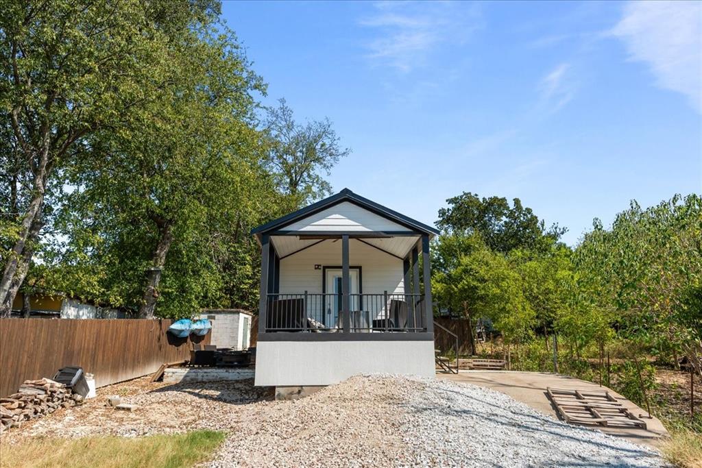 202 Choctaw Trail