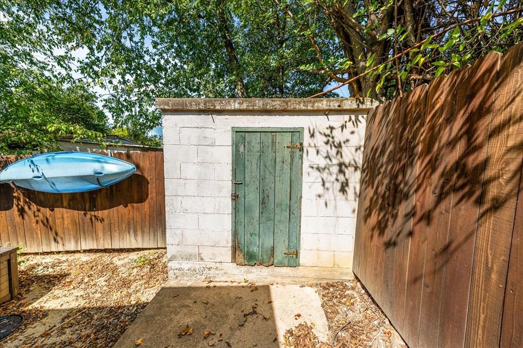 Lake Edge Harbor LT - Residential