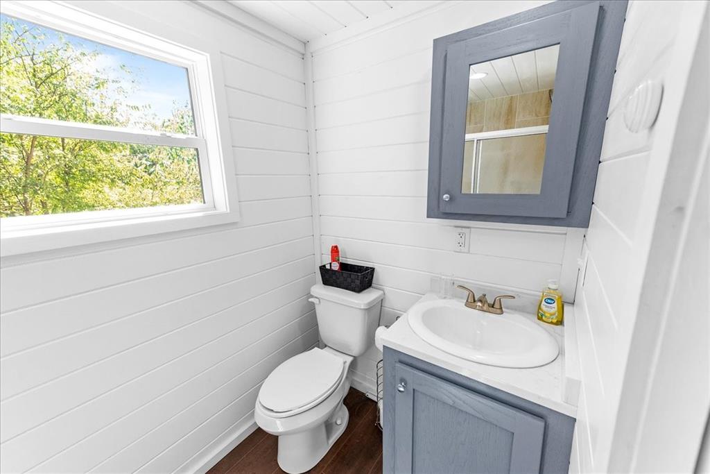 Lake Edge Harbor LT - Residential