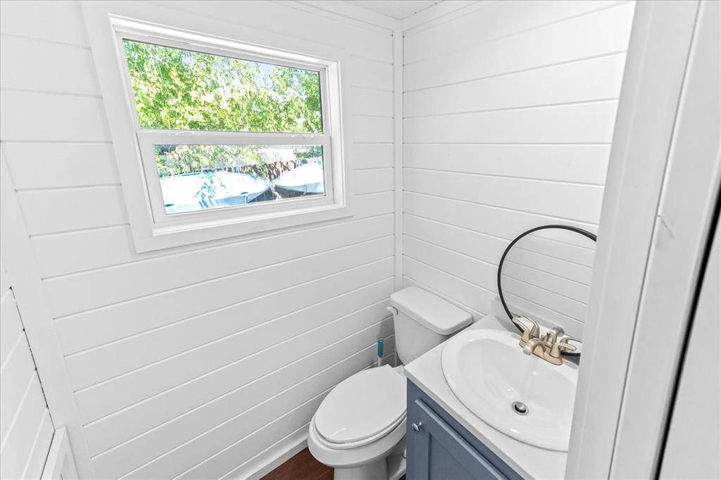 Lake Edge Harbor LT - Residential