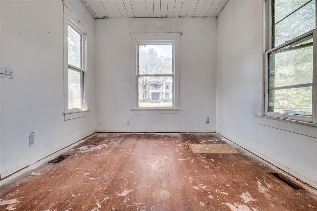 O T Ennis - Residential