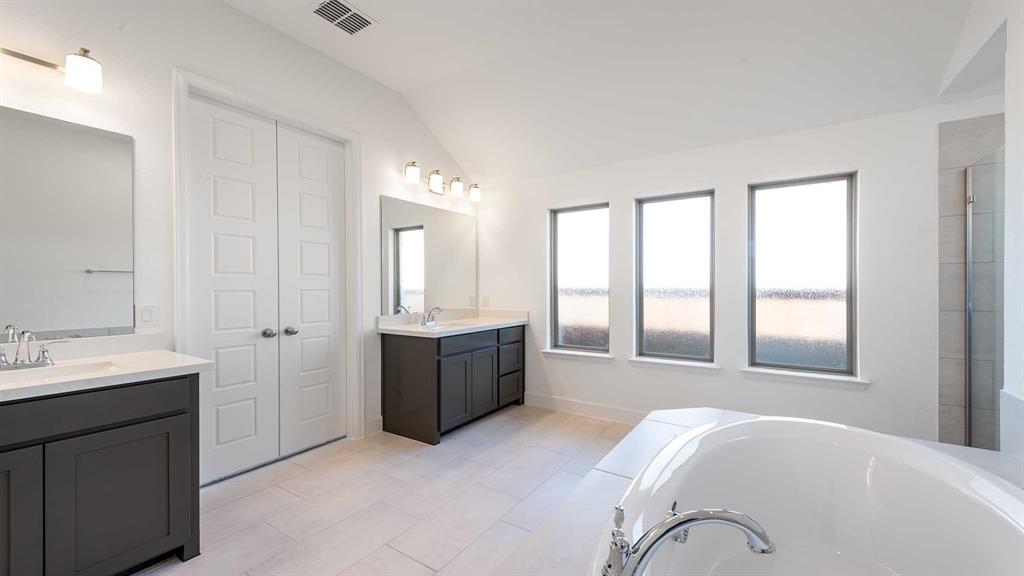 Trinity Falls - Residential