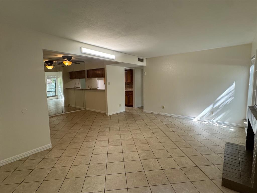 Las Colonitas Condo - Residential Lease