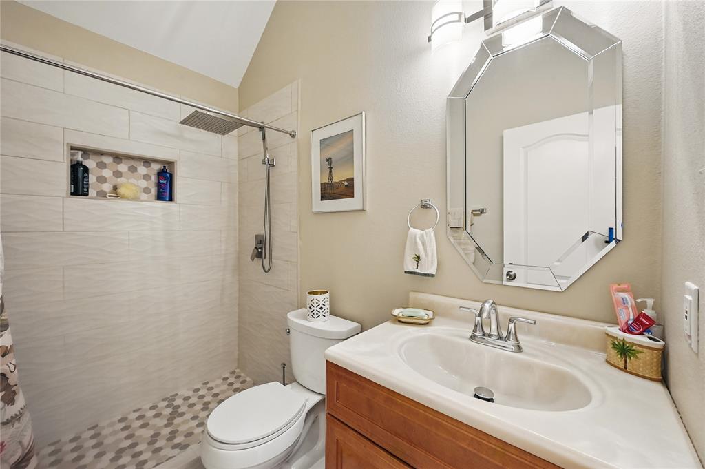 Bedford, Texas 76021, United States, 3 Bedrooms Bedrooms, ,2 BathroomsBathrooms,Residential,Active,143696