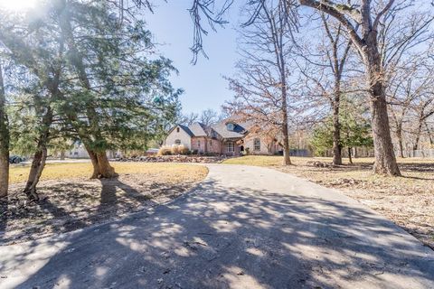 A home in Sulphur Springs