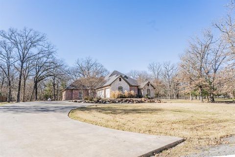 A home in Sulphur Springs