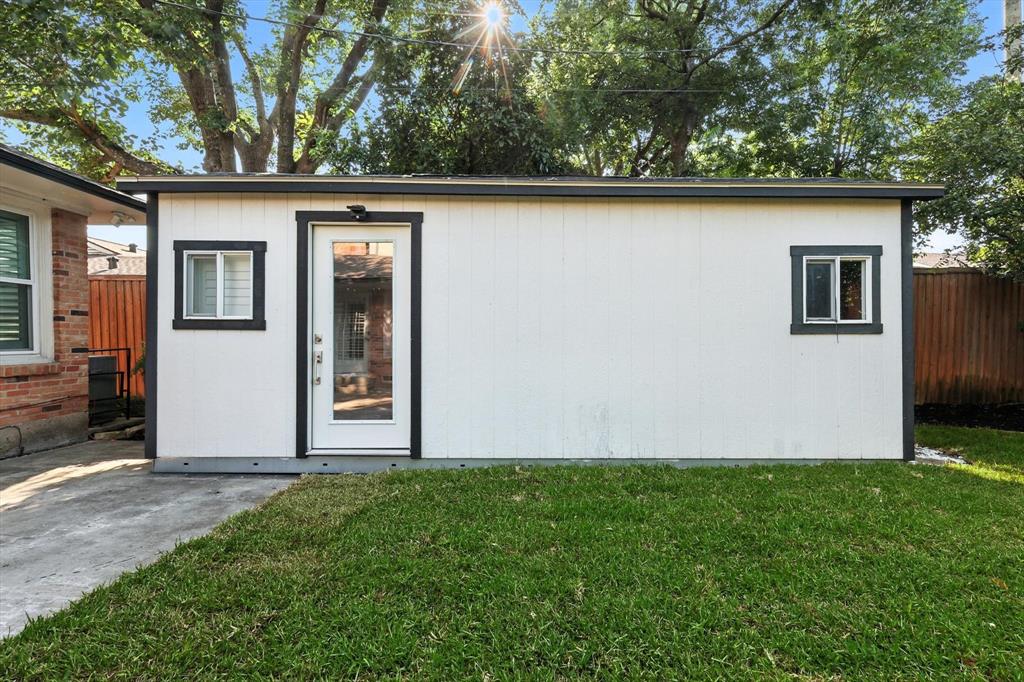 Caruth Terrace - Residential Lease