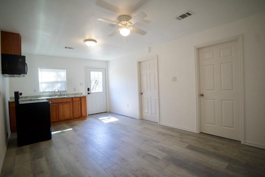 Log Cabin Estates - Residential