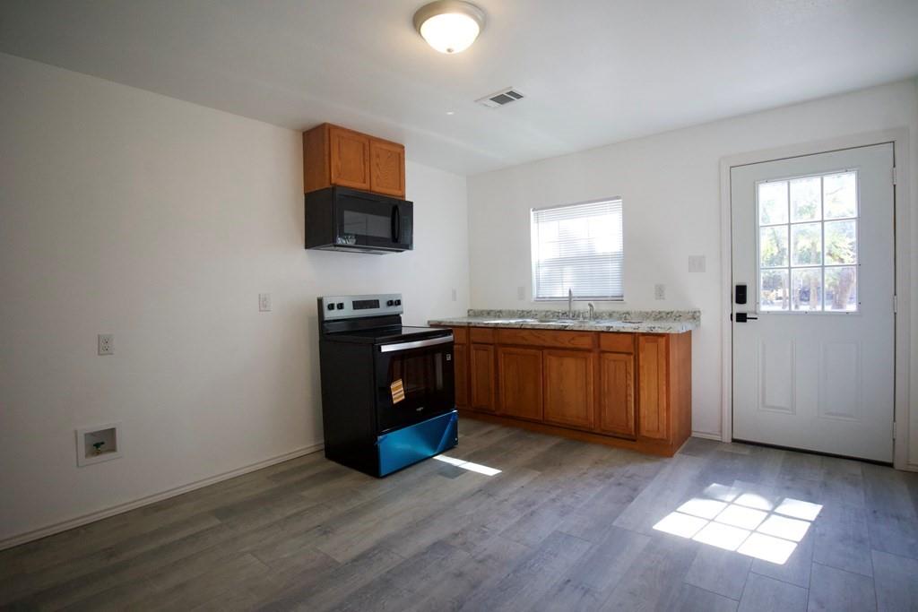 Log Cabin Estates - Residential