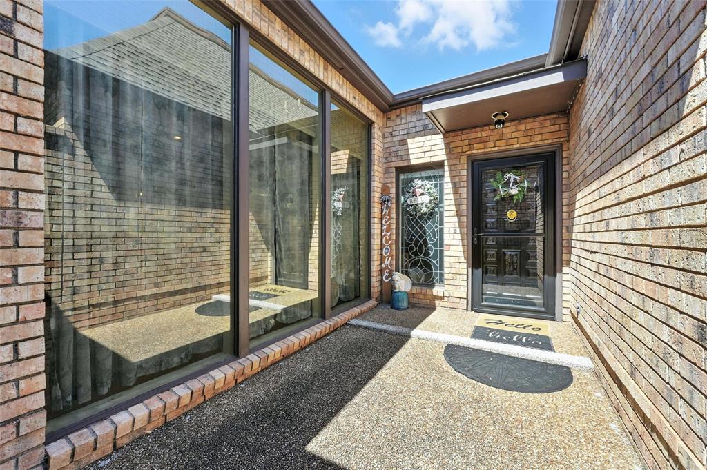 3222 Stonehenge Lane