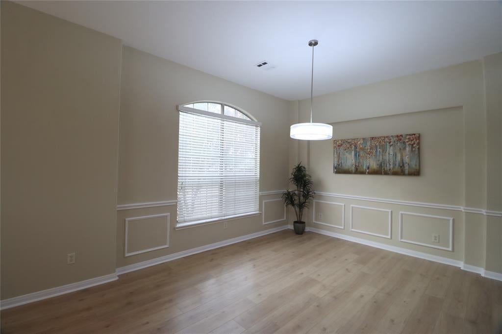 3360 Woodberry Lane