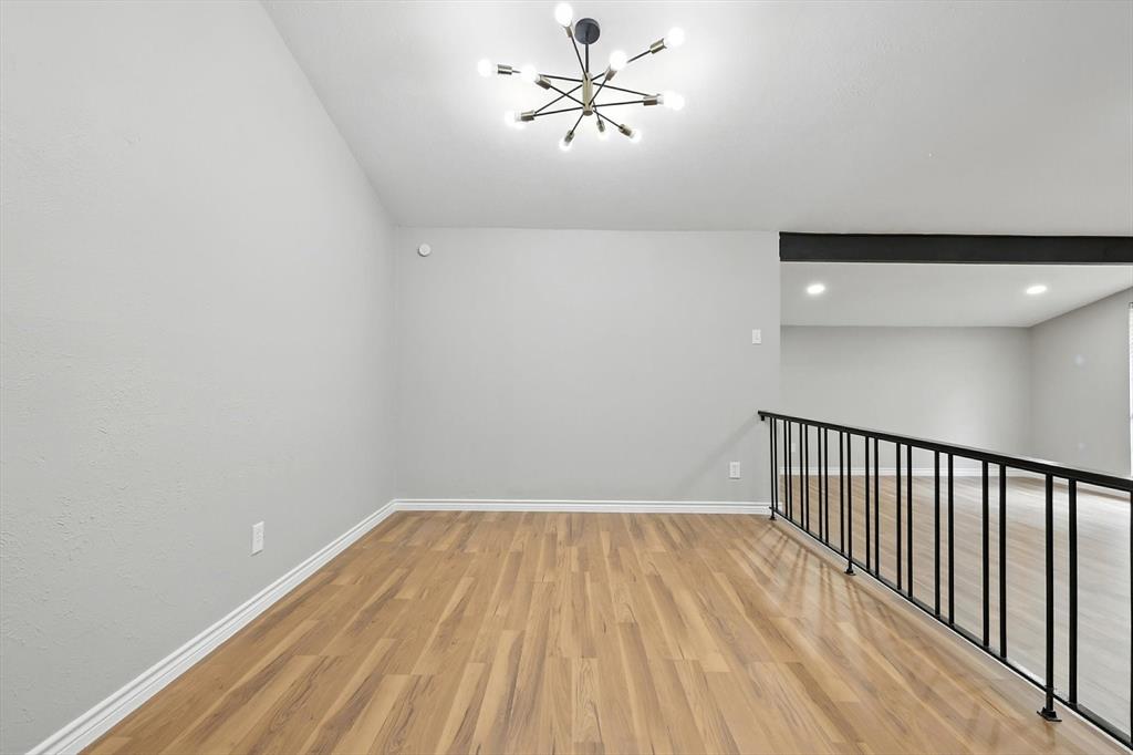 Oaks 01 - Residential