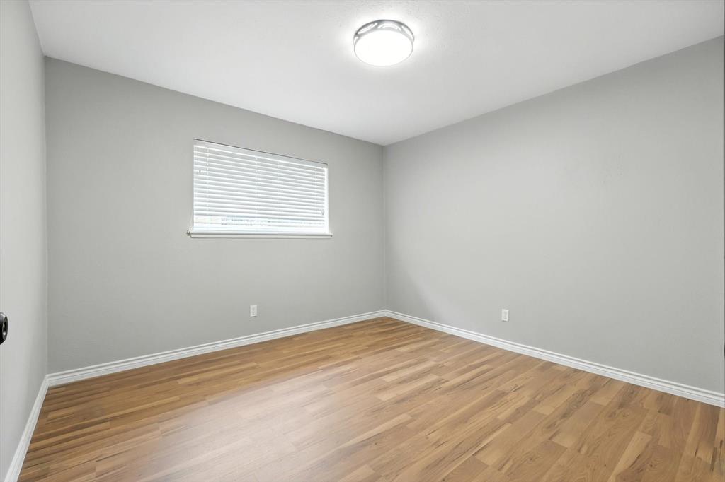 Oaks 01 - Residential