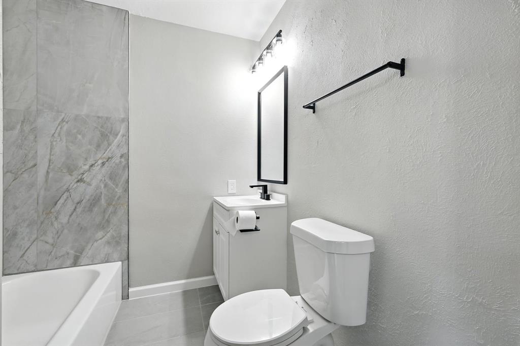 Oaks 01 - Residential