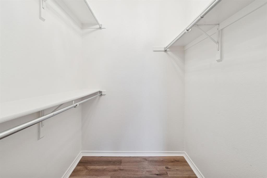 VALLEY OF BENT TREE CONDOMINIUMS - Residential