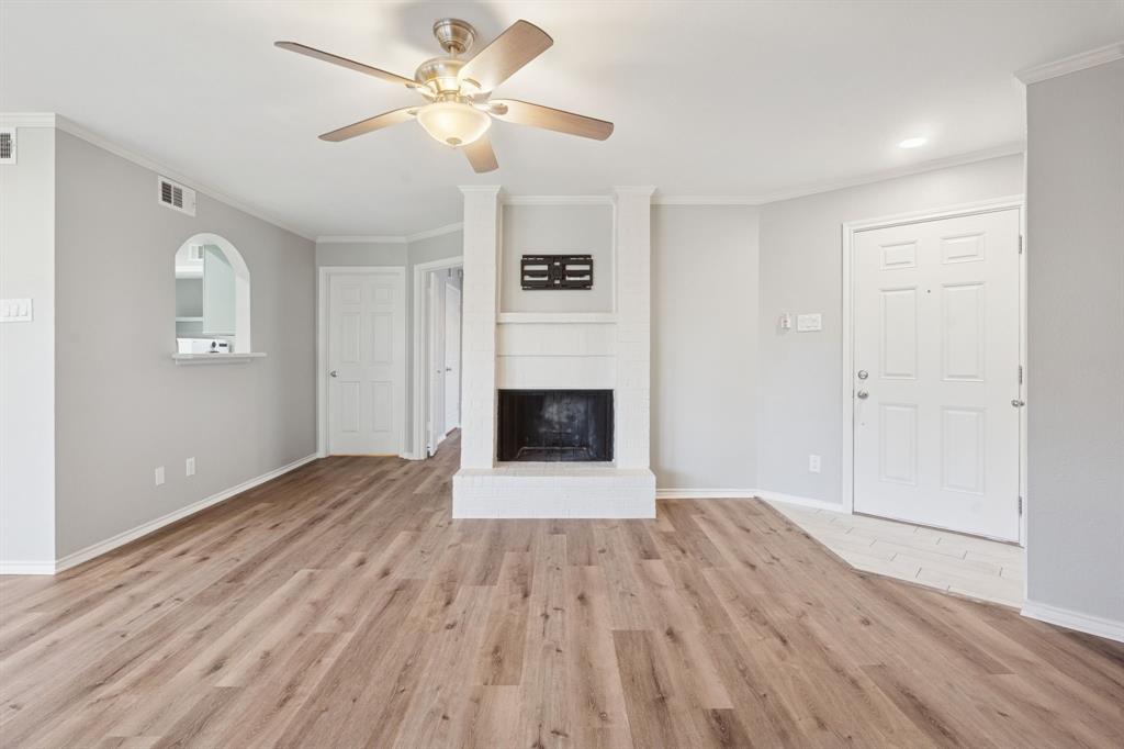 VALLEY OF BENT TREE CONDOMINIUMS - Residential