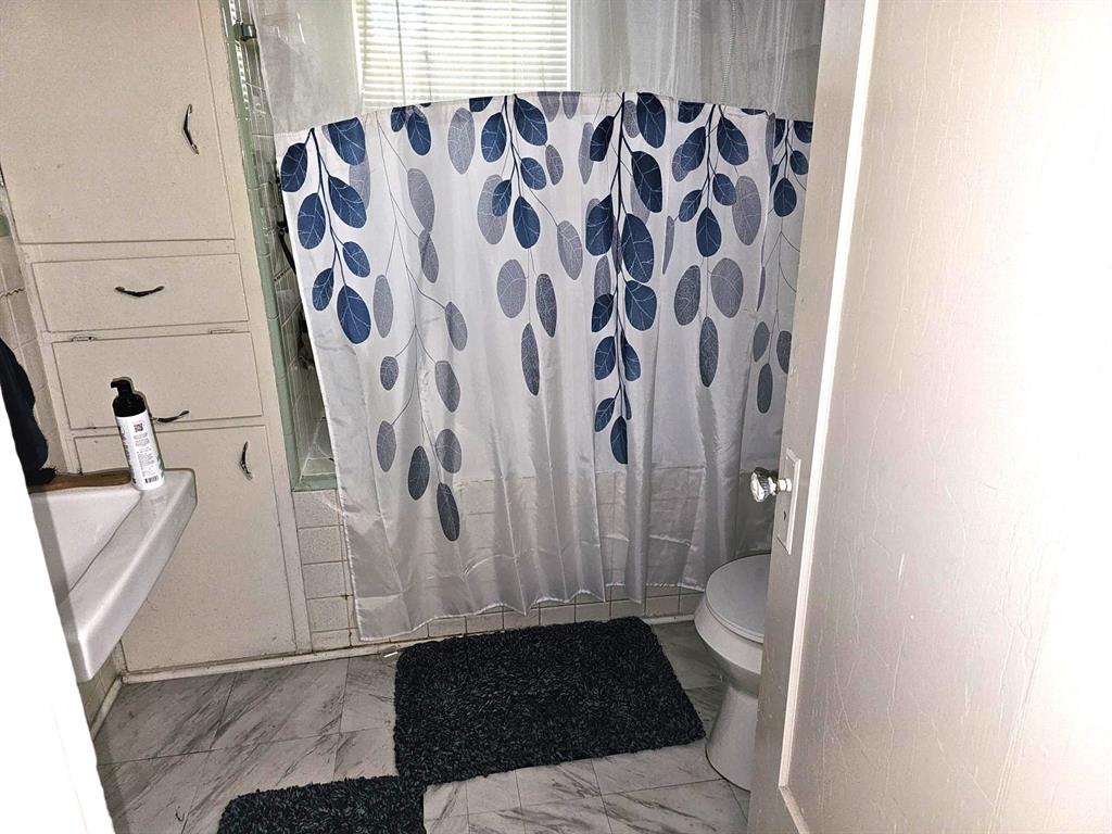 W M Johnsons Home Tr - Residential