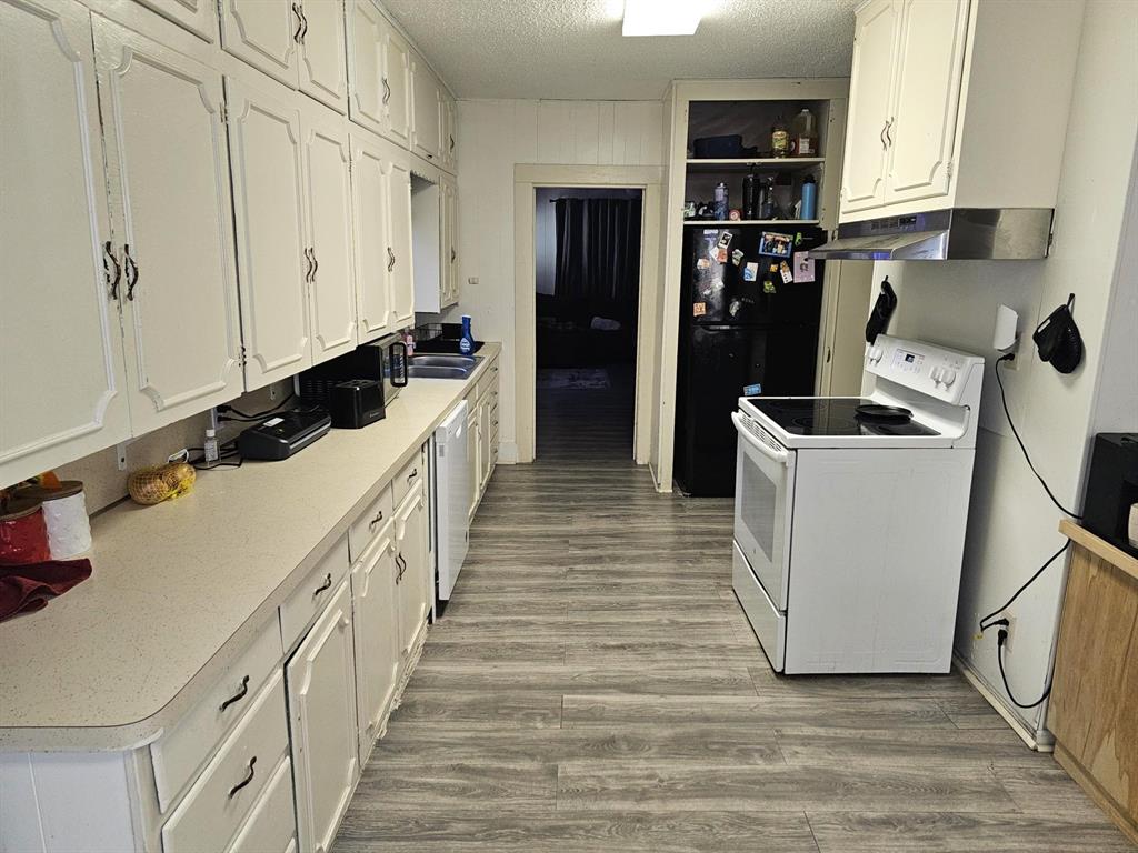 W M Johnsons Home Tr - Residential