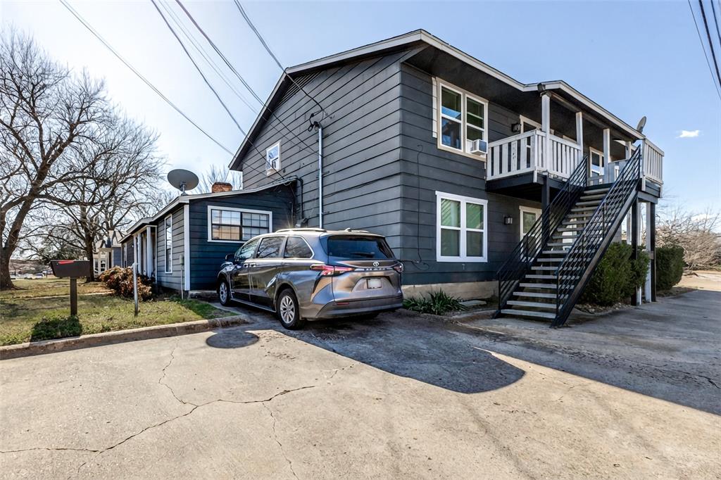 315 N Merrill Avenue