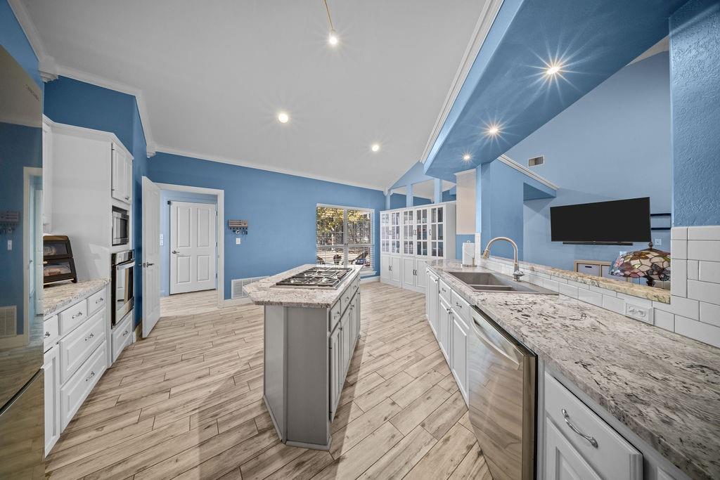 BRISTOL EST - Residential