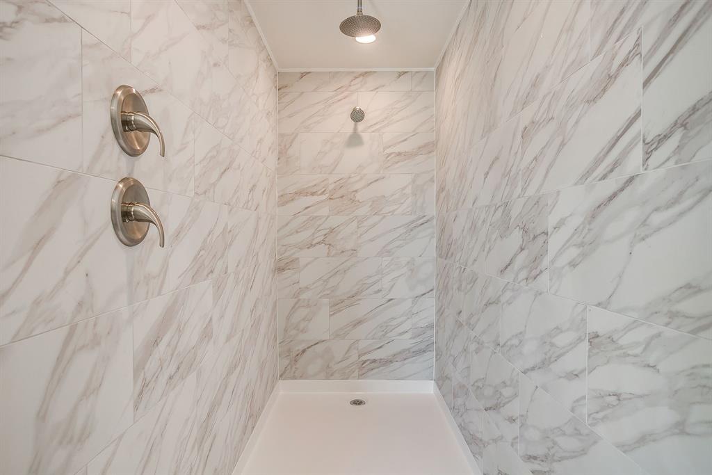 Eagle's Crest - Residential