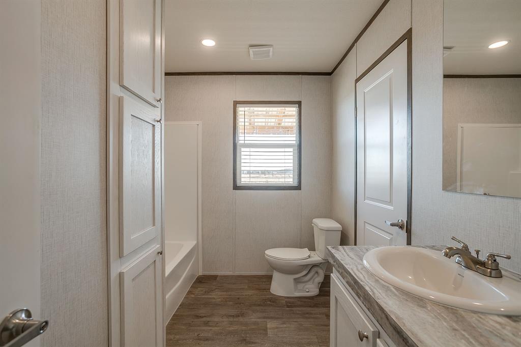 Eagle's Crest - Residential