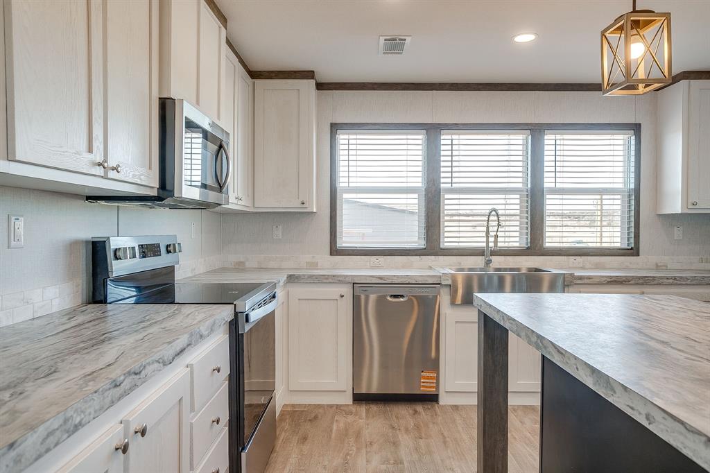 Eagle's Crest - Residential