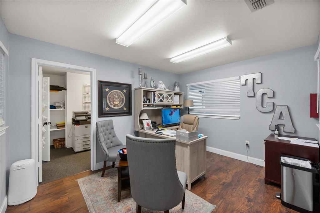 Alexus Add - Commercial Sale