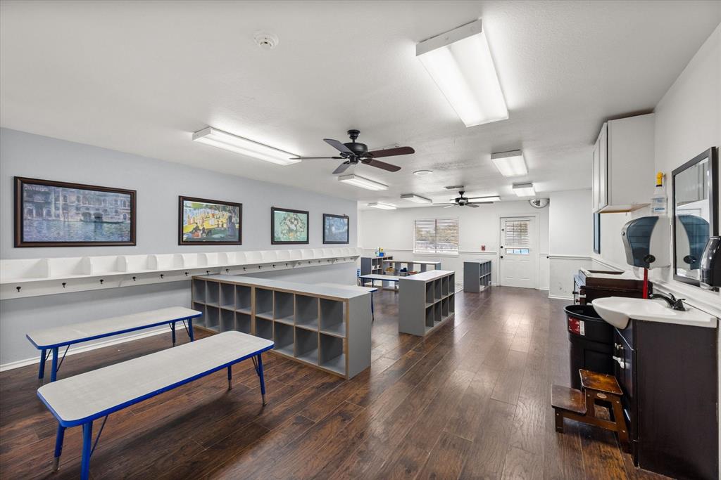 Alexus Add - Commercial Sale