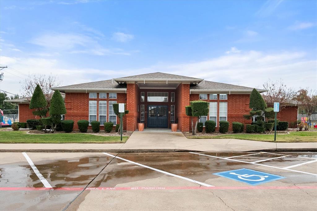 1770 Country Club Drive