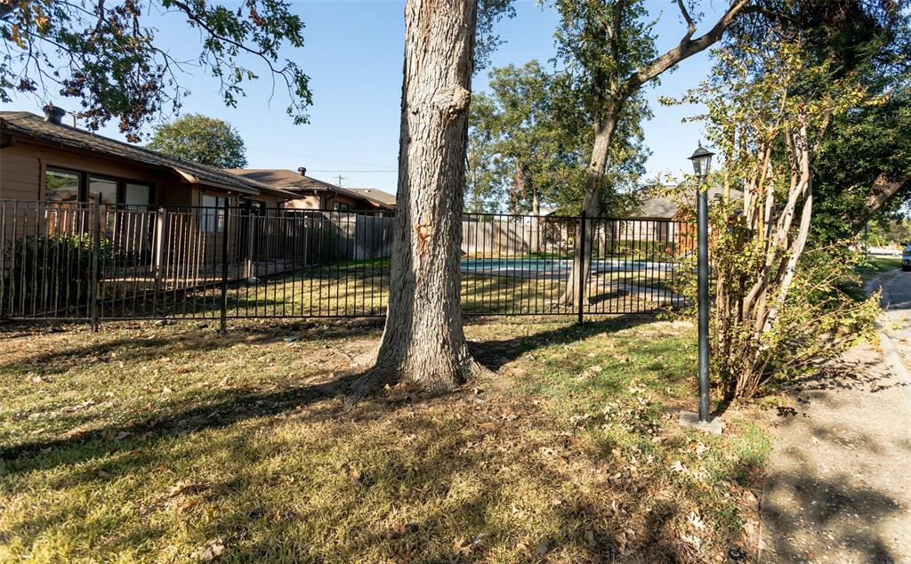 The Oaks - Residential