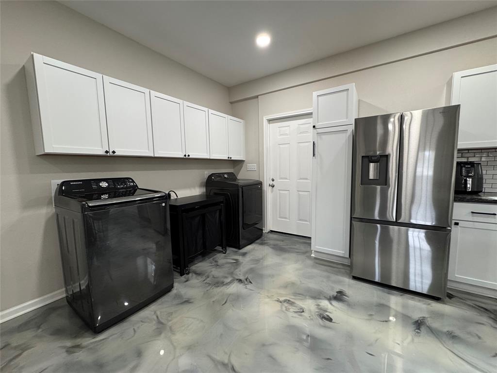 354 T IDEN - Residential