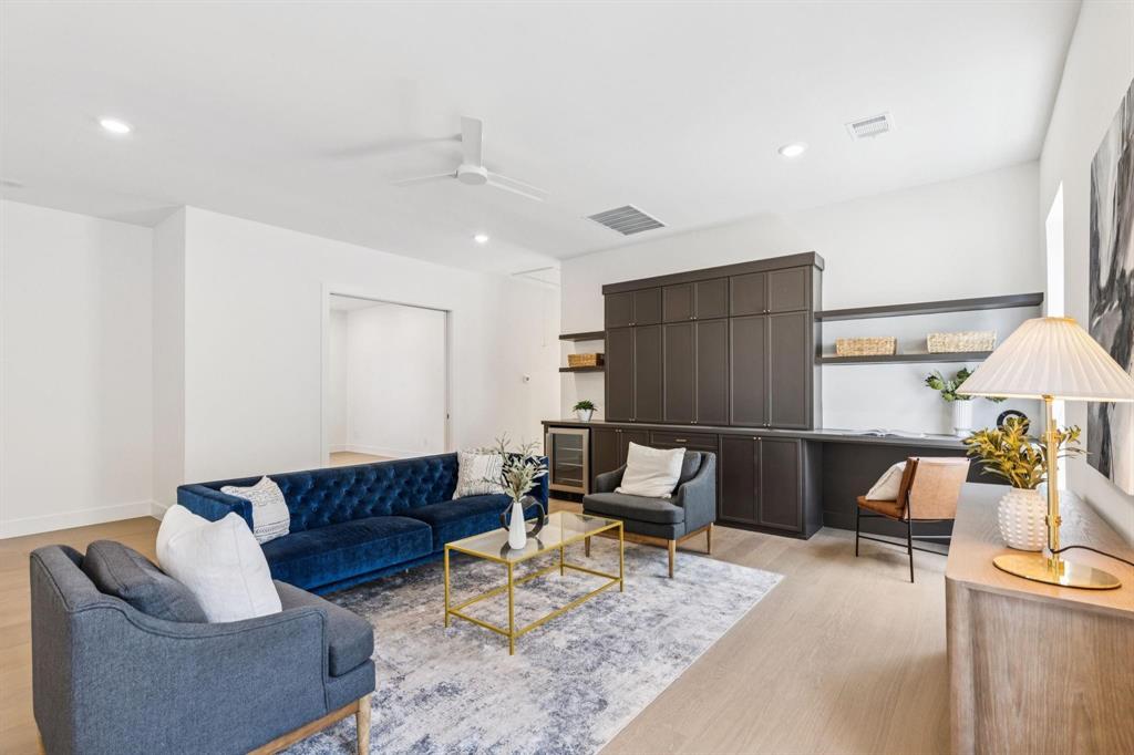 NORTH RIDGE PARK - Residential