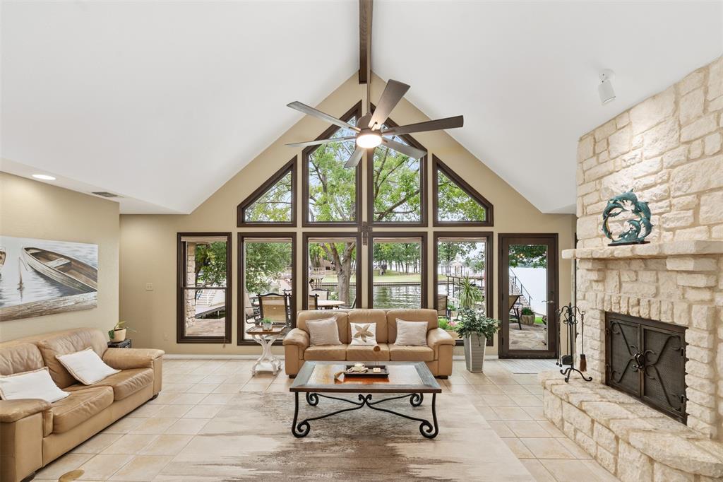 301 Northshore
