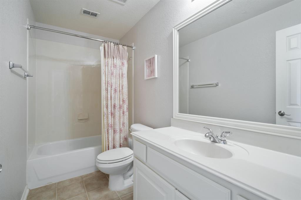 Heritage Lakes Ph 4 & 5 - Residential Lease