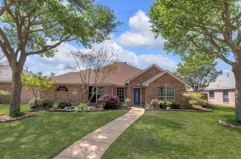Photo of 10109 Bent Tree Drive, Rowlett, TX 75089 (MLS # 21236204)