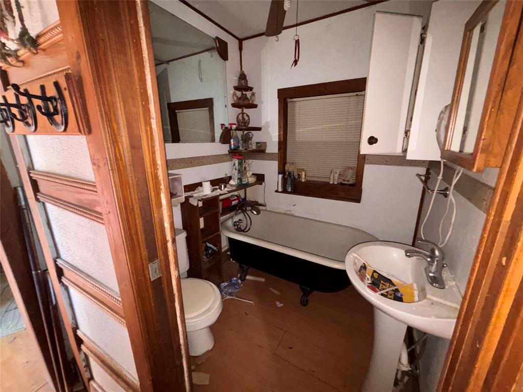 1417 S Austin Street