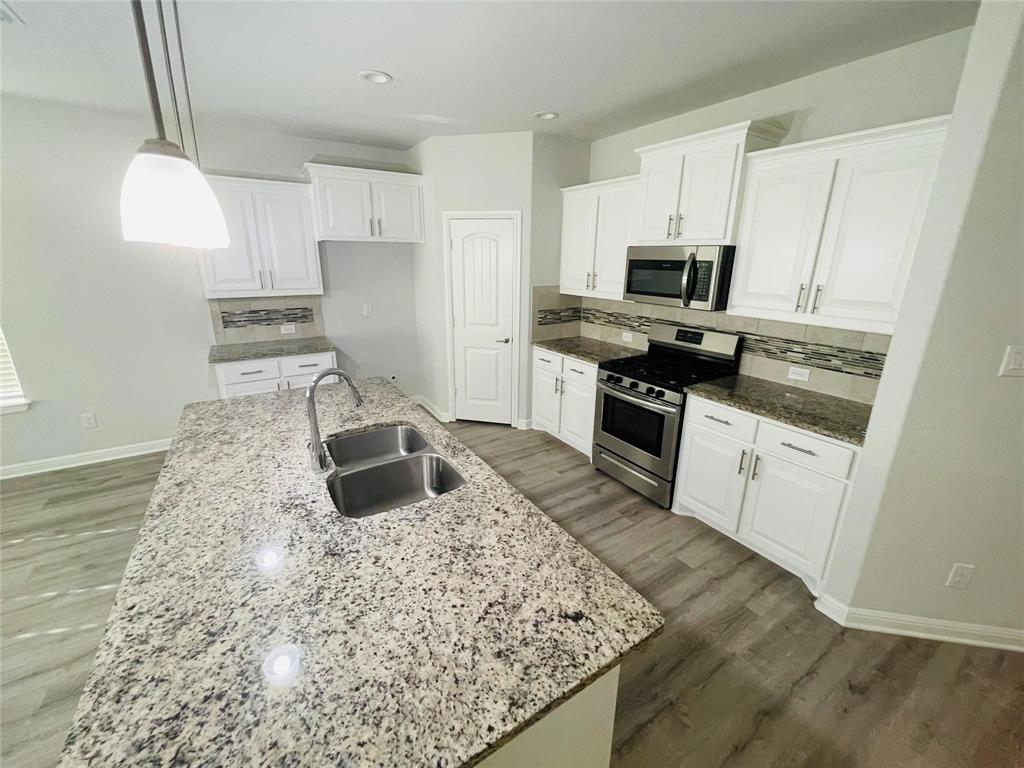 Twin Mills Add - Residential Lease