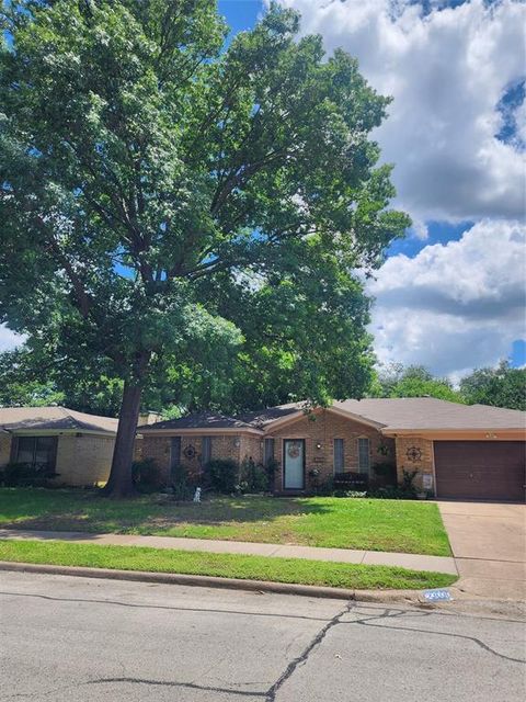 A home in Irving