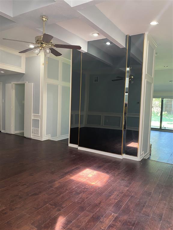 6005 BLACK BERRY Drive