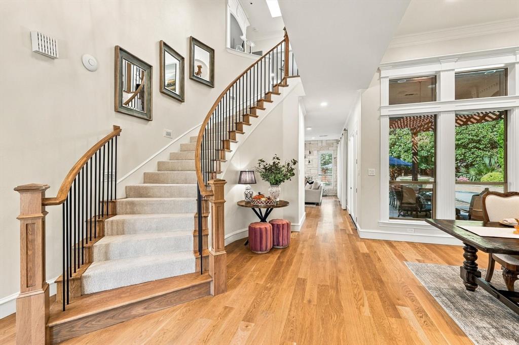 404 Alexandria Circle